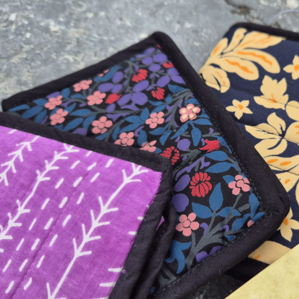 CARTERA PEQUEÑA ESTAMPADOS SURTIDOS - Imagen 2