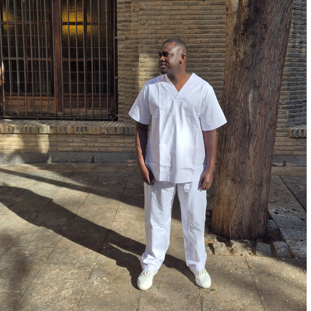 Pijama Sanitario "Supersanitari@s" de Comercio Justo